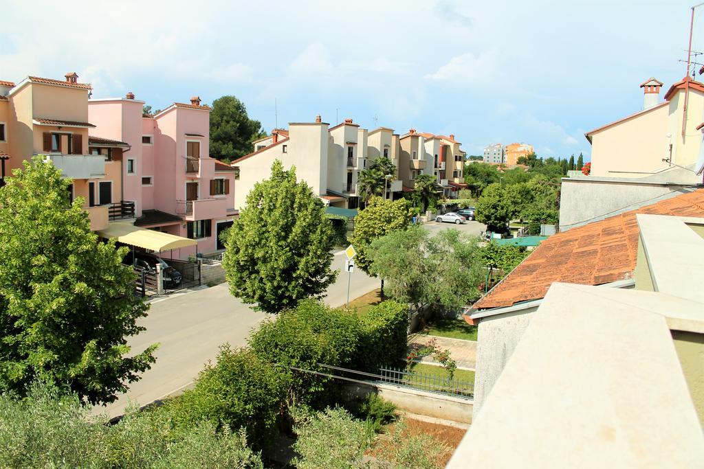 Rita 1